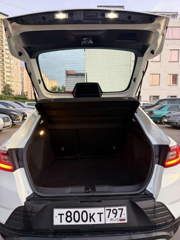 Renault Arkana миниатюра 1