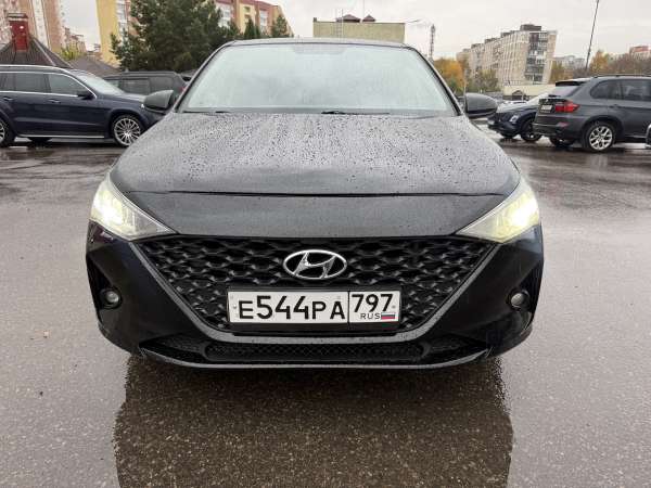 Hyundai Solaris миниатюра 1
