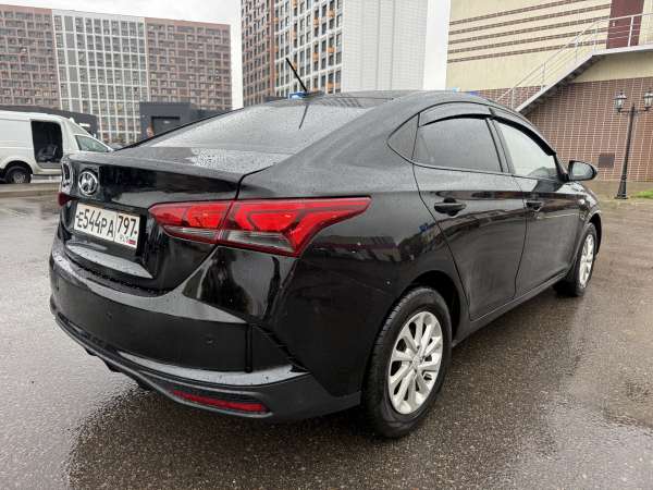 Hyundai Solaris миниатюра 1