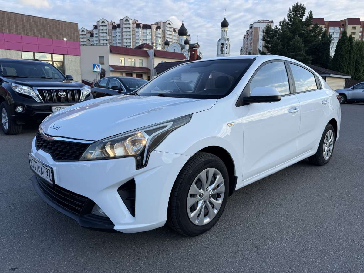 Kia Rio — фото 1