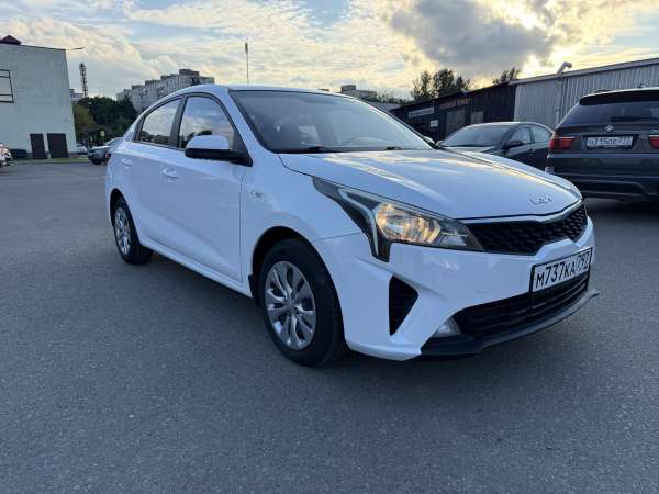 Kia Rio миниатюра 1